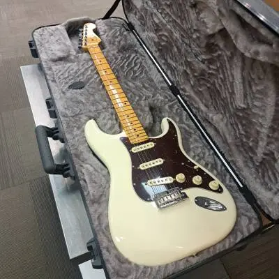 Fender American Professional II Stratocaster 2